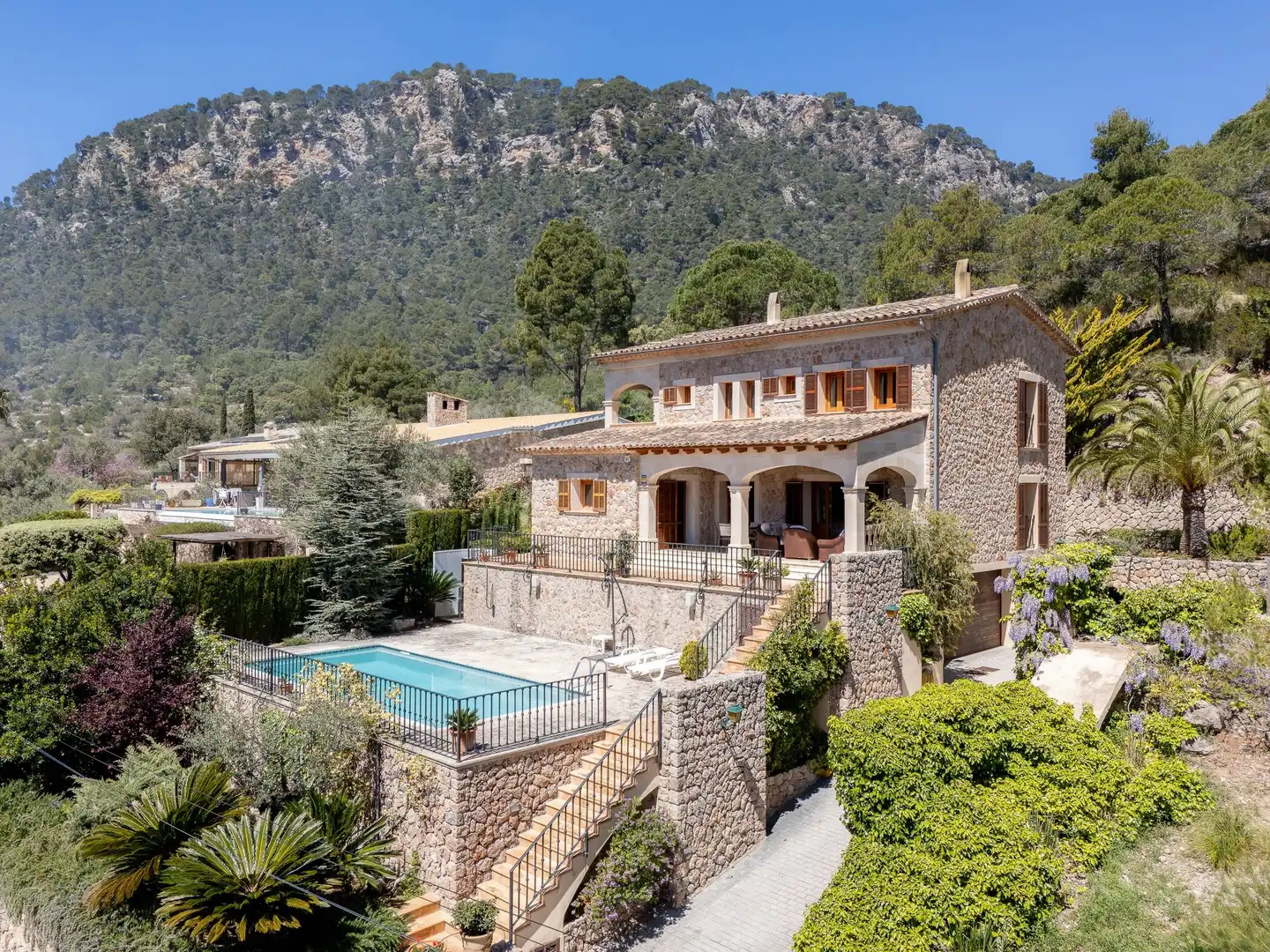 Vista exterior de Casa o xalet de lloguer en Valldemossa amb Aire condicionat, Calefacció i Jardí privat