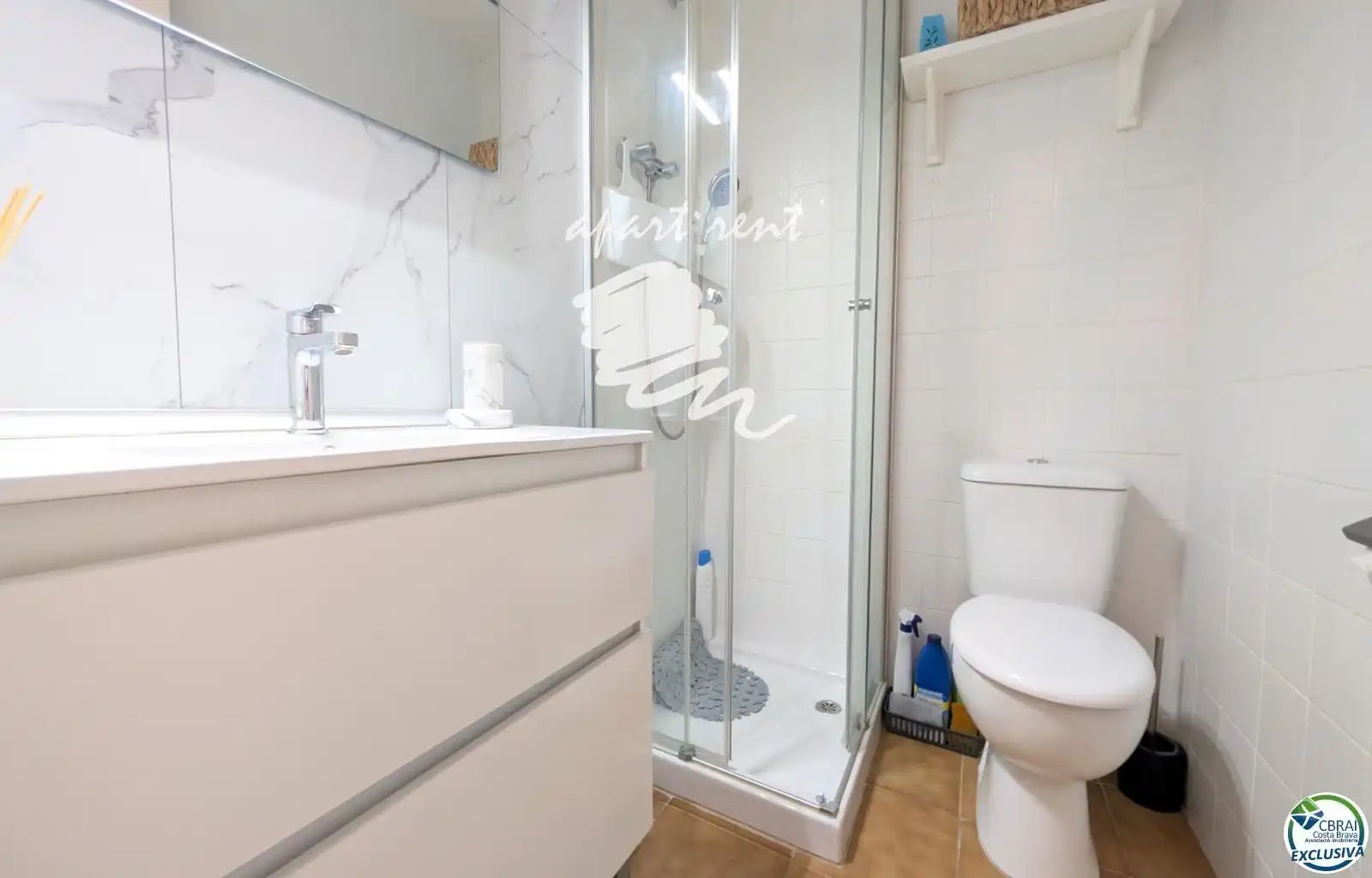 Bathroom of Flat for sale in Empuriabrava  with Heating, Terrace and Furnished