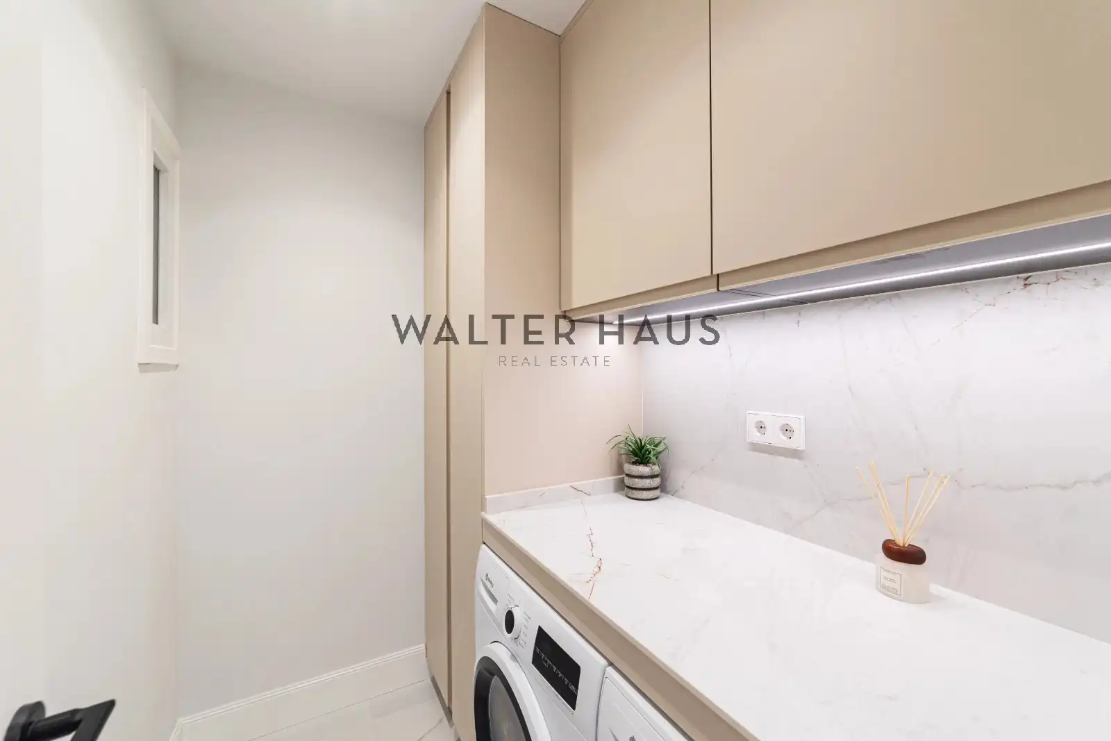 Flat with terrace for sale in Calle de Castelló, imagen 25