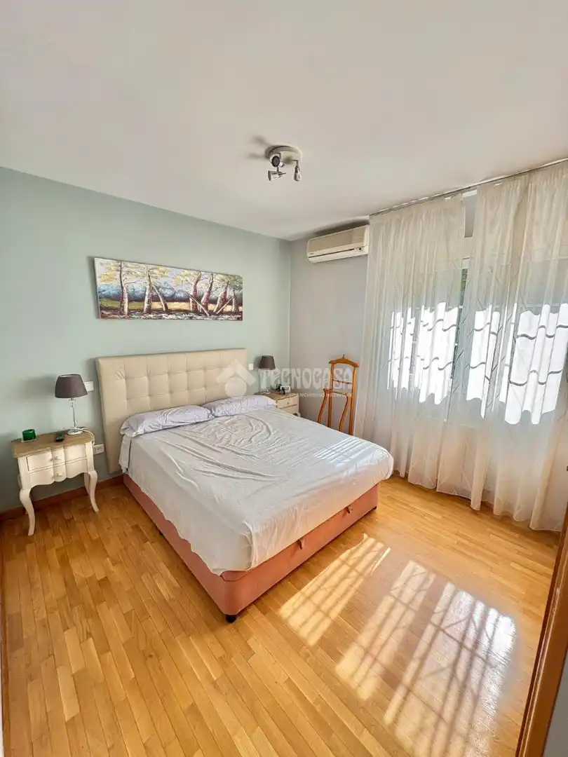 Casa adosada en venda a Fresnos I y II