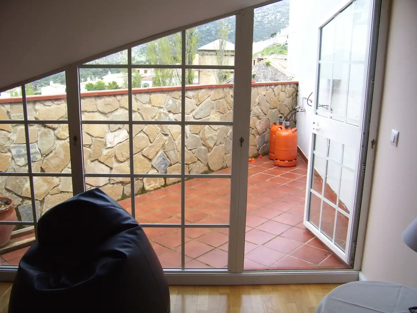 Balcony of Attic for sale in Benaocaz  with Air Conditioner, Heating and Parquet flooring
