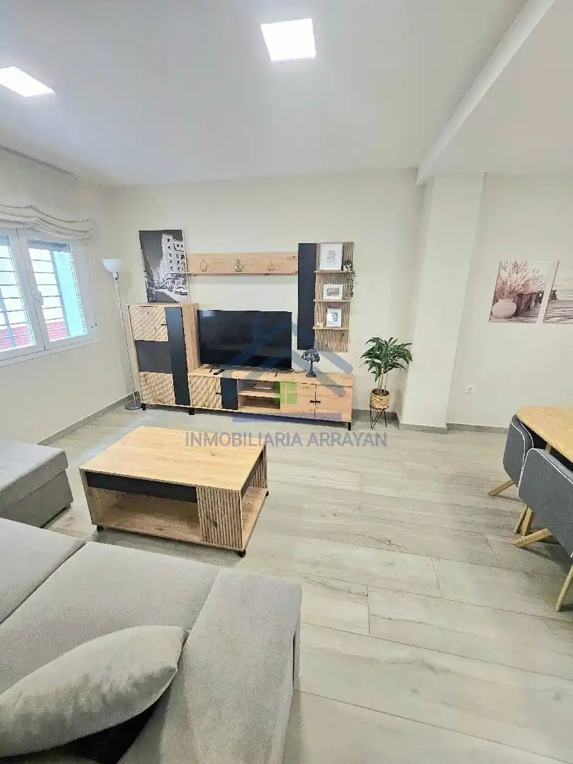 Living room of Houses for rent in La Zubia Ciudad