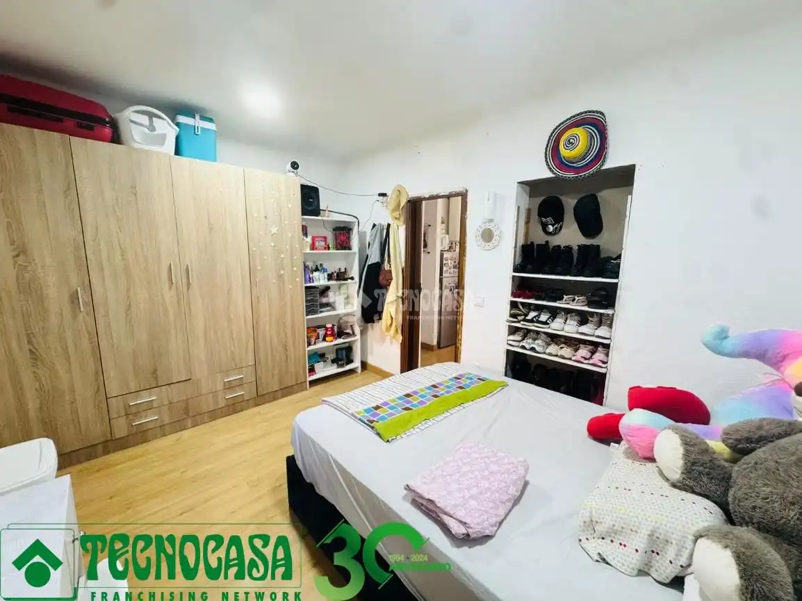 Habitación de Piso en venta en Toledo con Calefacción y Balcón