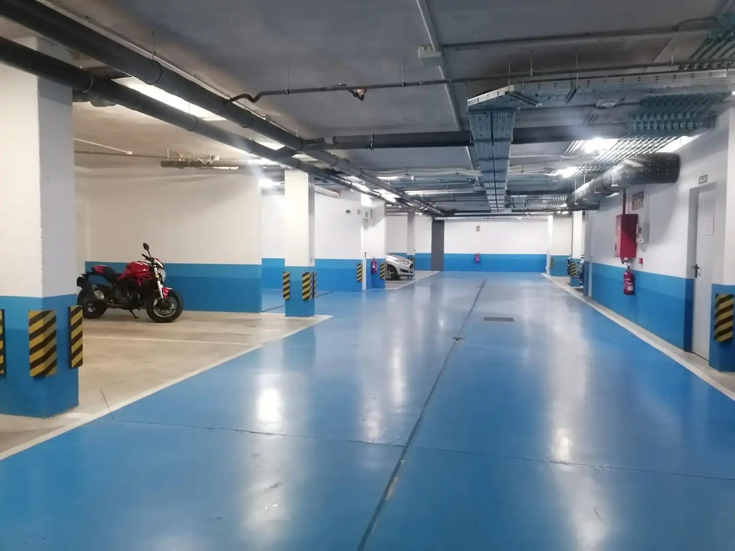 Parkplatz von Wohnung zur Miete in El Puerto de Santa María mit Klimaanlage, Heizung und Privatgarten