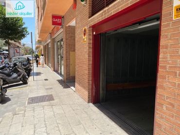 Individual en venda a Calle carrer del mercat 13