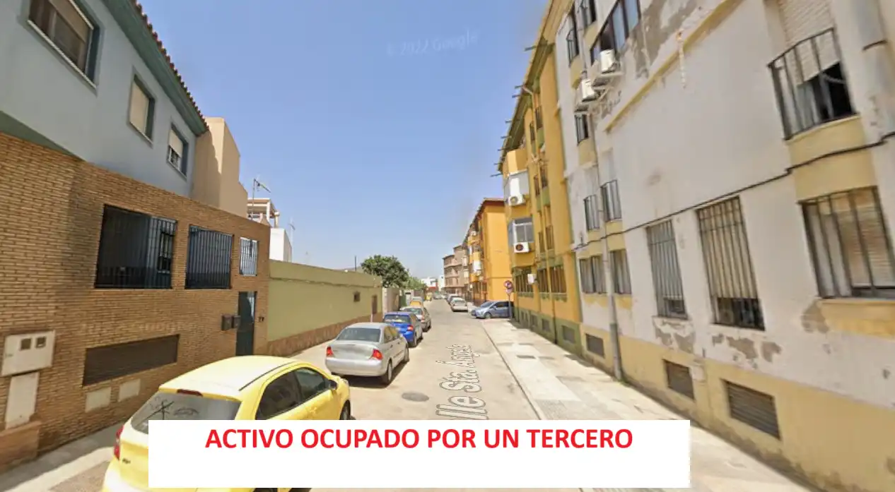 Vista exterior de Piso en venta en La Línea de la Concepción