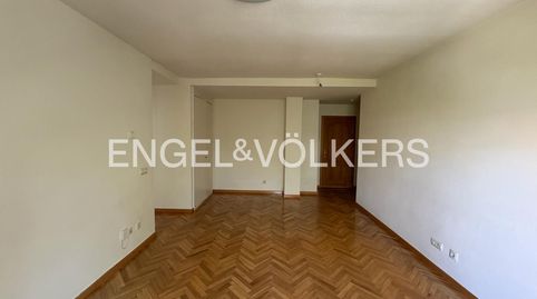 Photo 2 of Flat for rent in Estación, Pozuelo de Alarcón