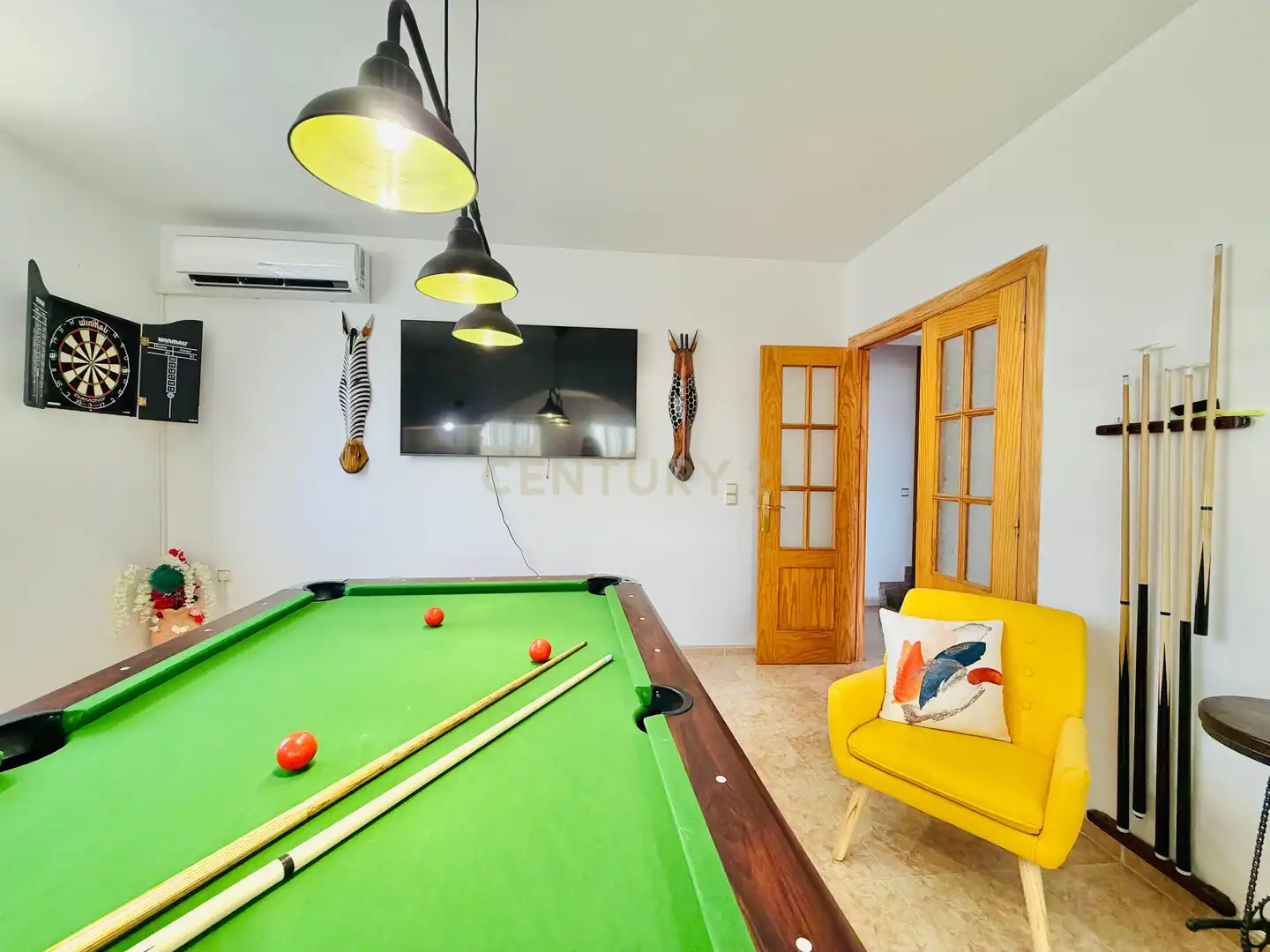 Sala d'estar de Casa o xalet en venda en Adra amb Aire condicionat, Traster i Piscina