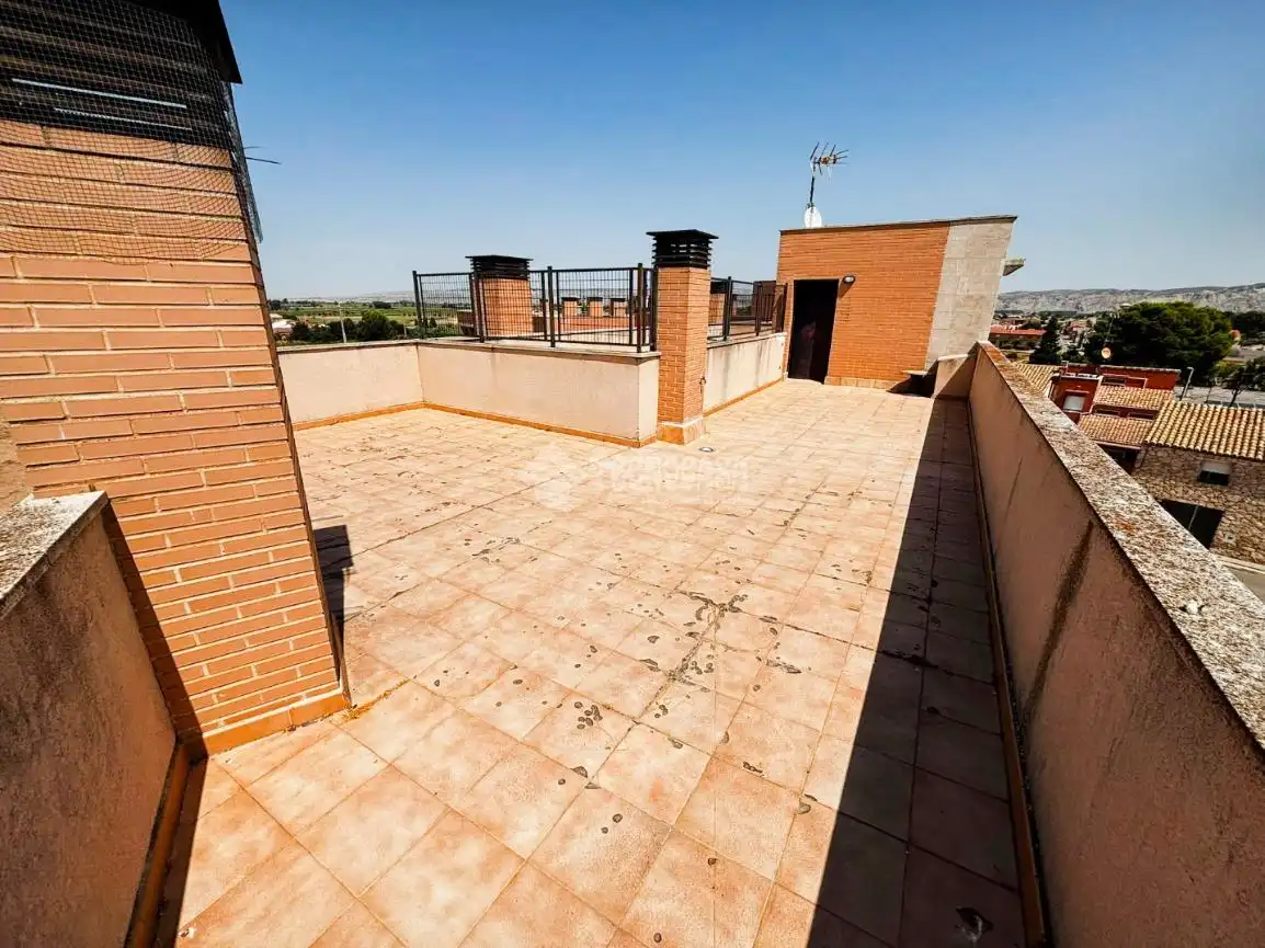 Terrassa de Pis en venda en Zaragoza amb Aire condicionat, Terrassa i Traster