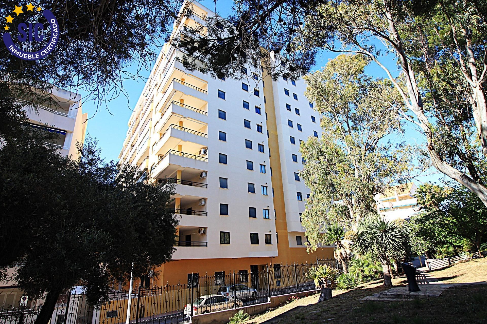 Vista exterior de Apartament en venda en Oropesa del Mar / Orpesa amb Terrassa, Traster i Piscina comunitària