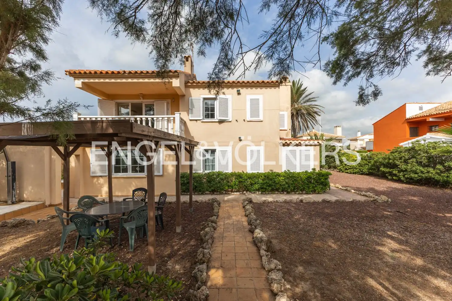 Vista exterior de Casa o xalet en venda en Cullera amb Aire condicionat, Calefacció i Jardí privat