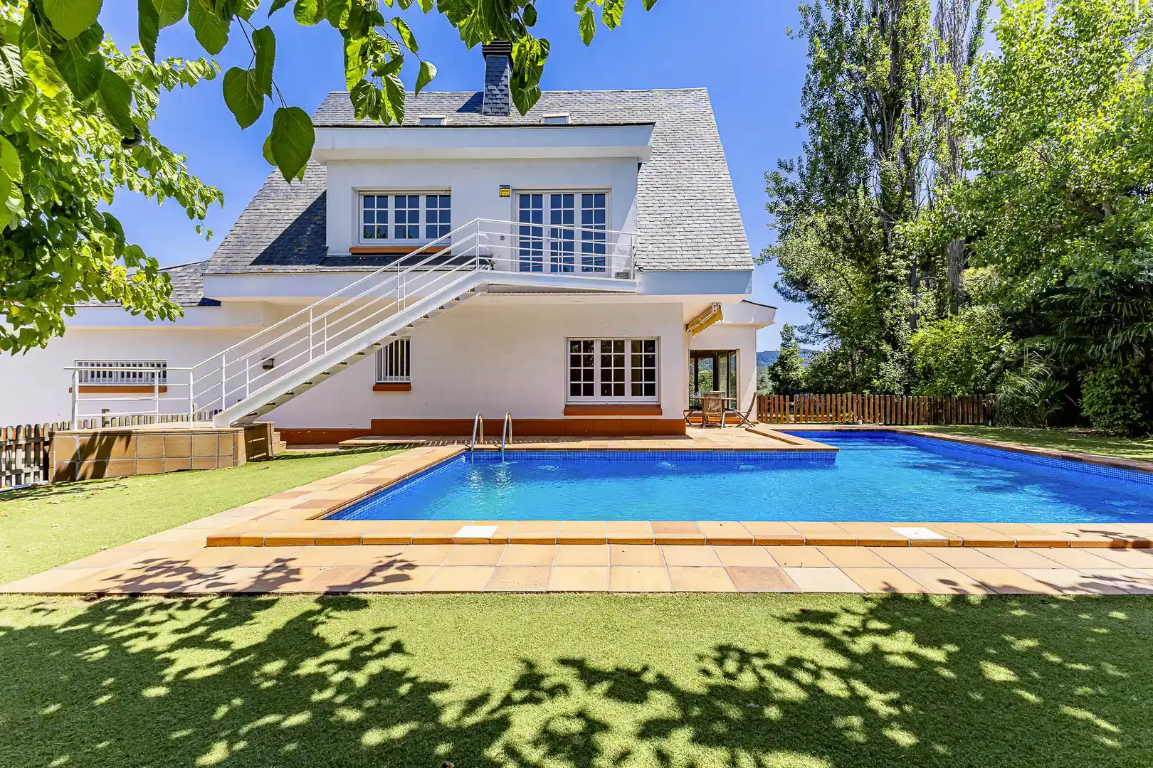 Piscina de Casa o chalet de alquiler en Sant Cugat del Vallès con Aire acondicionado, Jardín privado y Parquet