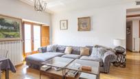 Living room of Apartment for sale in  Madrid Capital  with Heating and Balcony