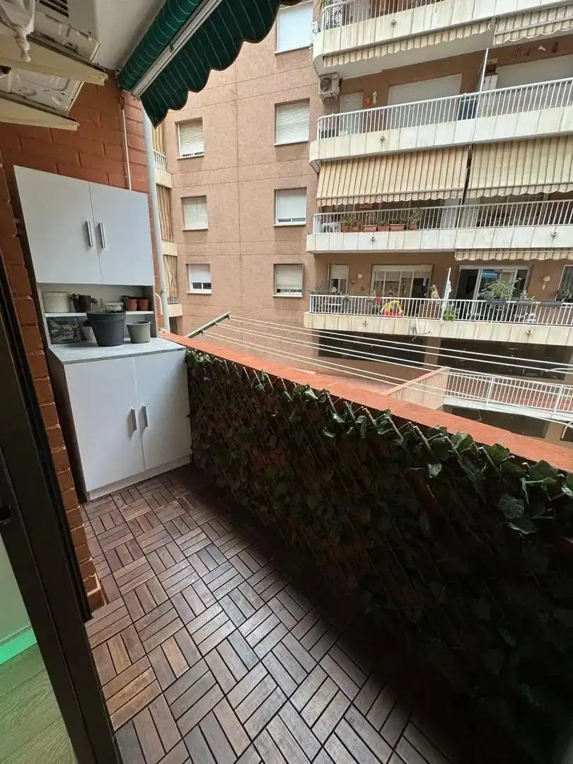 Terrassa de Apartament en venda en Barcelona amb Parquet i Balcó