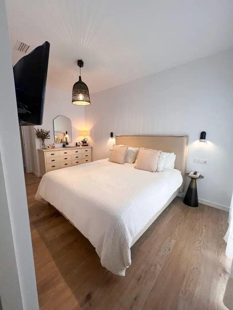 Bedroom of Flat for sale in Torremolinos  with Air Conditioner, Private garden and Terrace