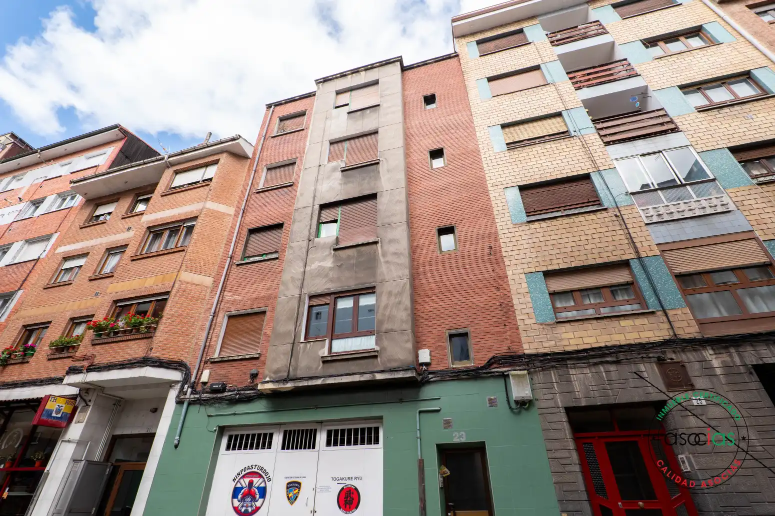 Vista exterior de Piso en venta en Gijón 