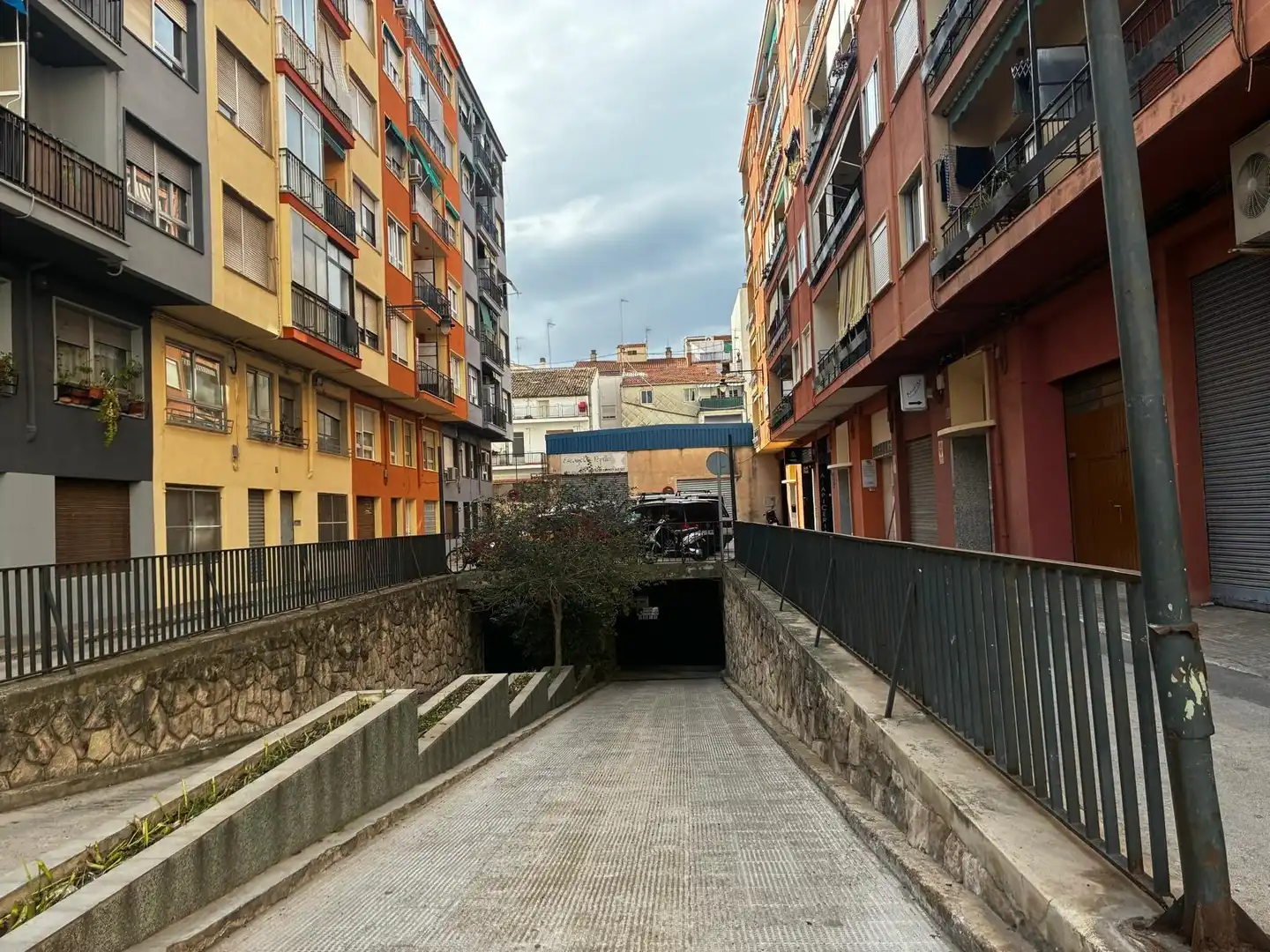 Vista exterior de Pis en venda en Alcoy / Alcoi amb Moblat
