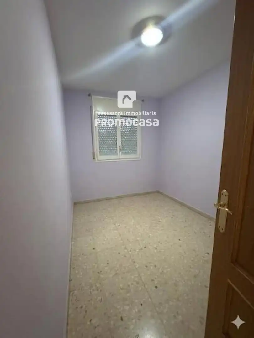 Habitación de Casa o chalet en venta en Barberà del Vallès con Calefacción, Terraza y Balcón