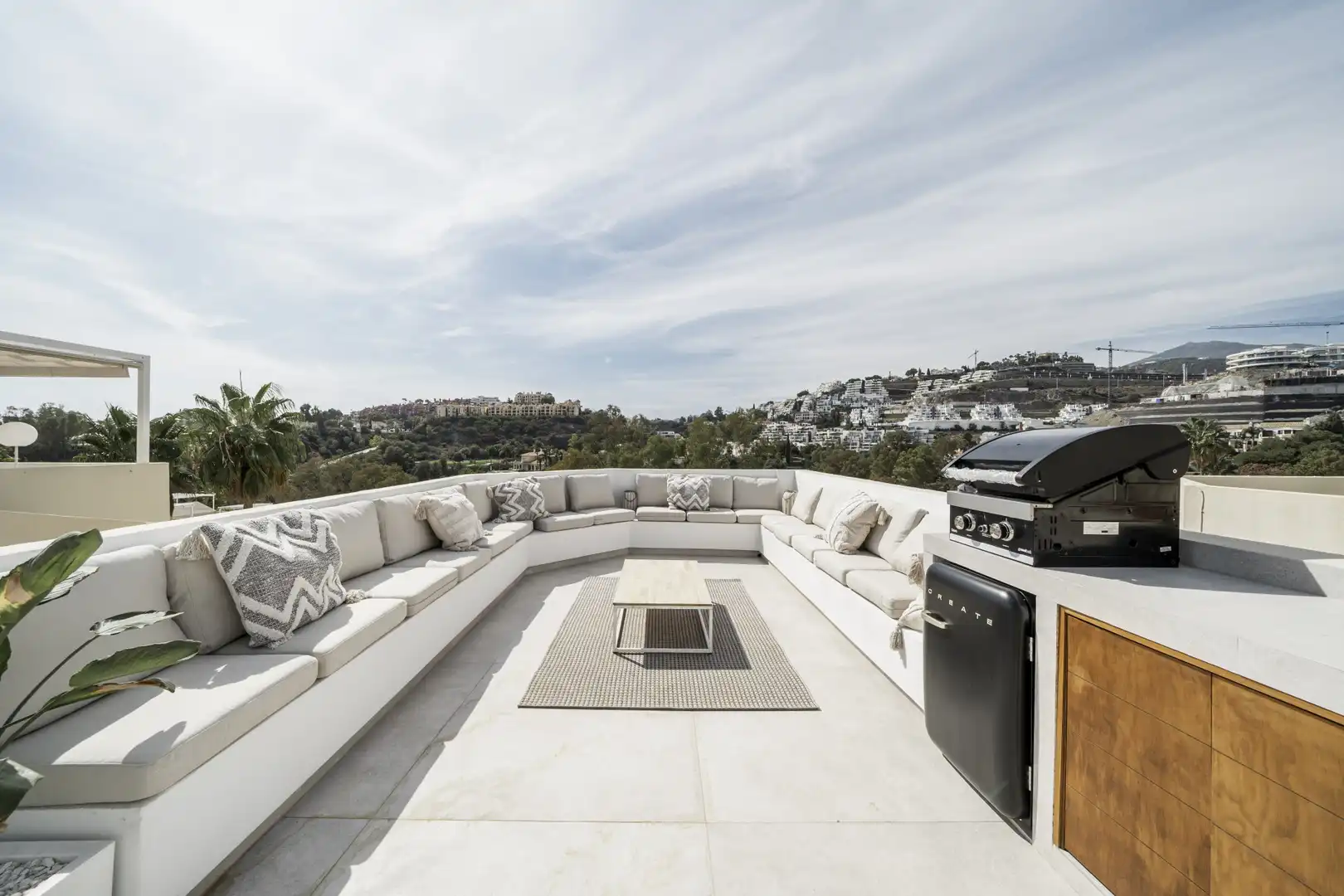 Casa con piscina en venta en Benahavís pueblo, imagen 2