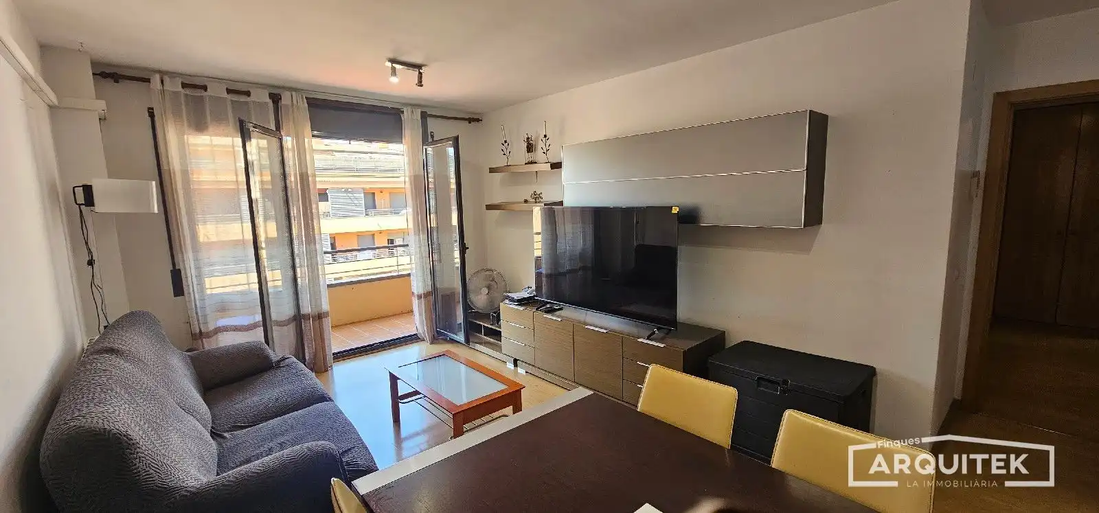 Living room of Apartments for sale in Lleida  with Air Conditioner, Heating and Parquet flooring