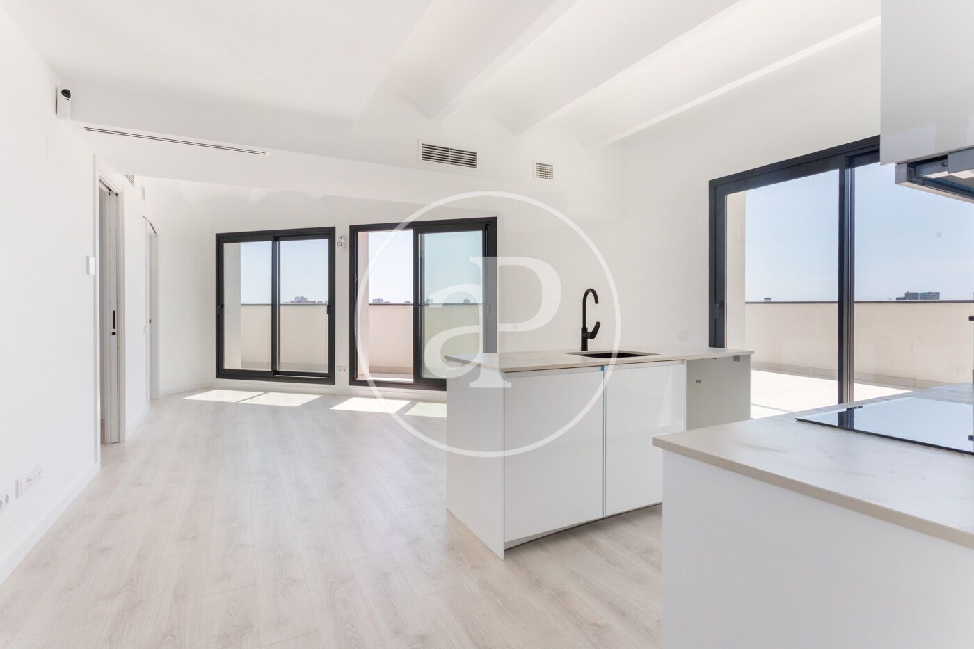 Kitchen of Attic for sale in  Barcelona Capital  with Air Conditioner, Heating and Terrace