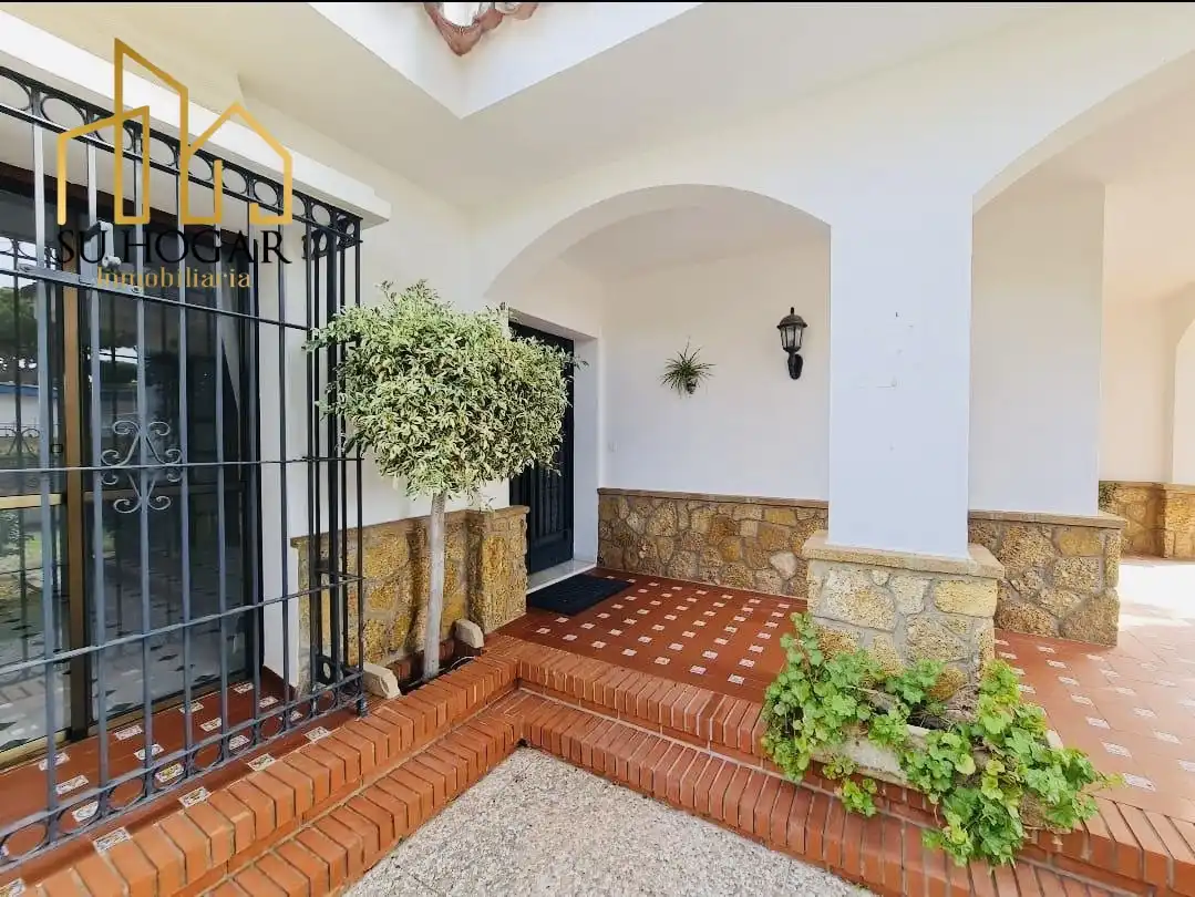 Casa o xalet en venda en Rota amb Aire condicionat, Terrassa i Traster