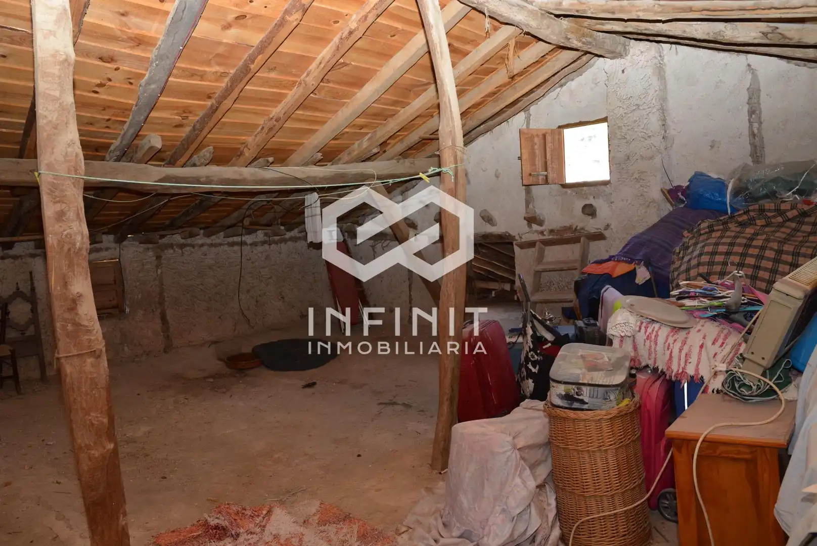 Casa o xalet en venda en Moratilla de los Meleros amb Traster i Balcó