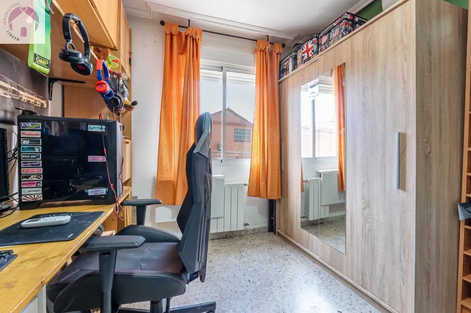 Bedroom of Flat for sale in Granada  with Air Conditioner, Heating and Terrace