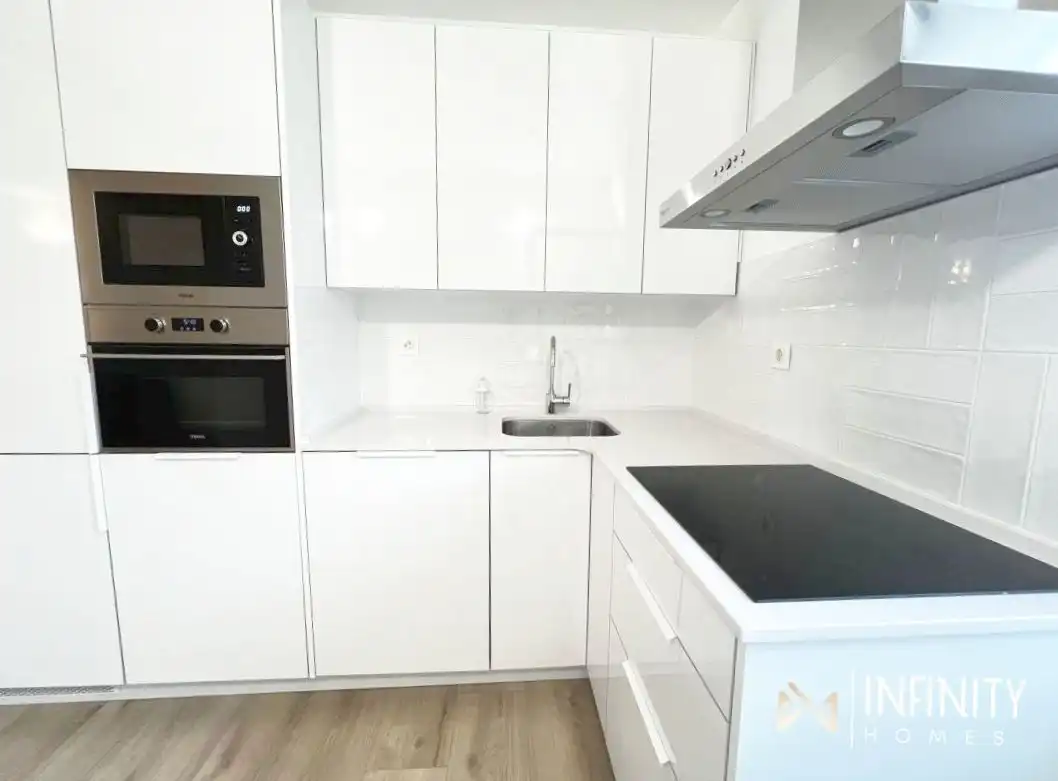 Cocina de Piso de alquiler en Bilbao  con Calefacción y Balcón