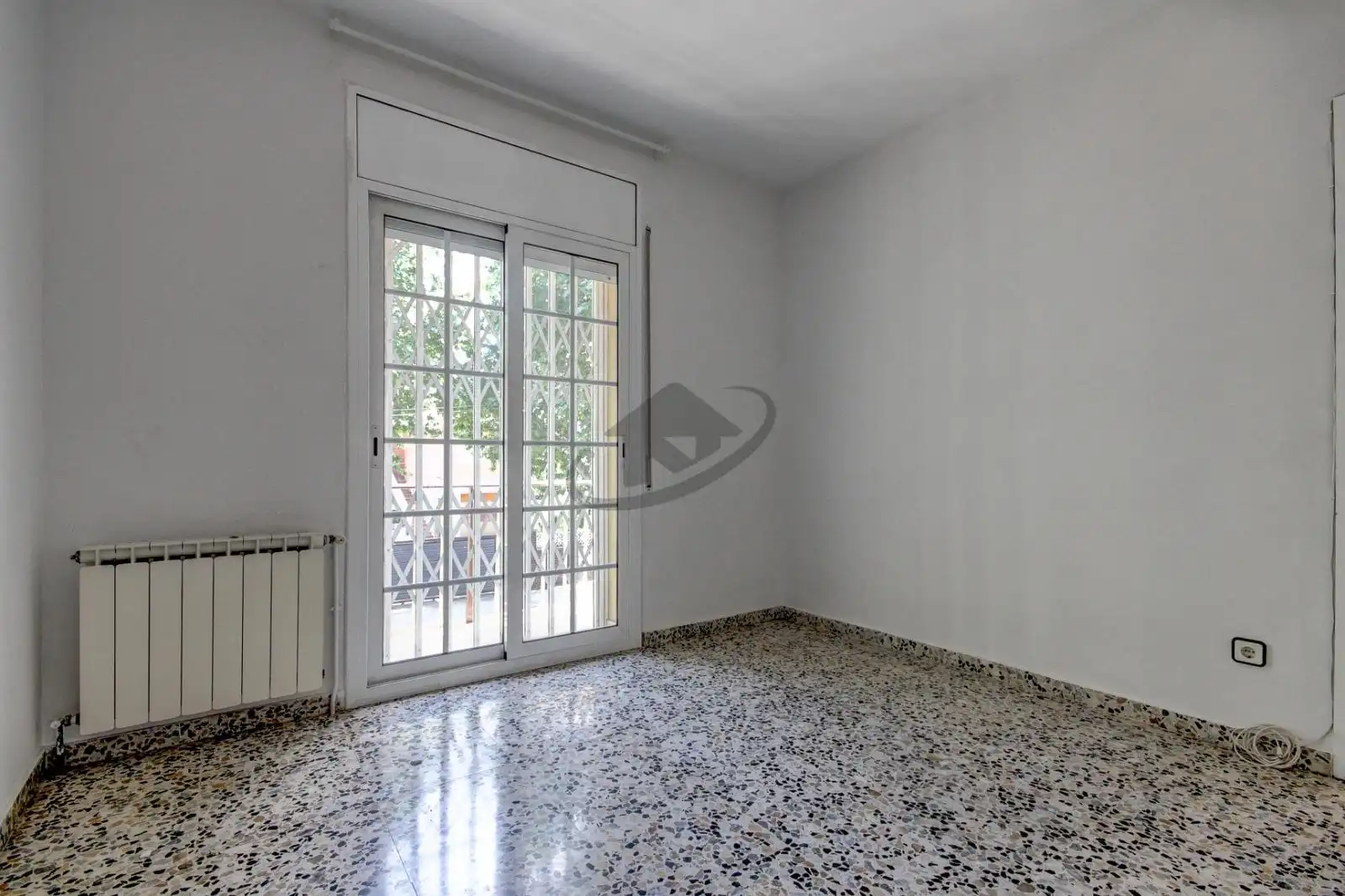 Schlafzimmer von Haus oder Chalet zum Verkauf in Barberà del Vallès mit Heizung, Privatgarten und Terrasse