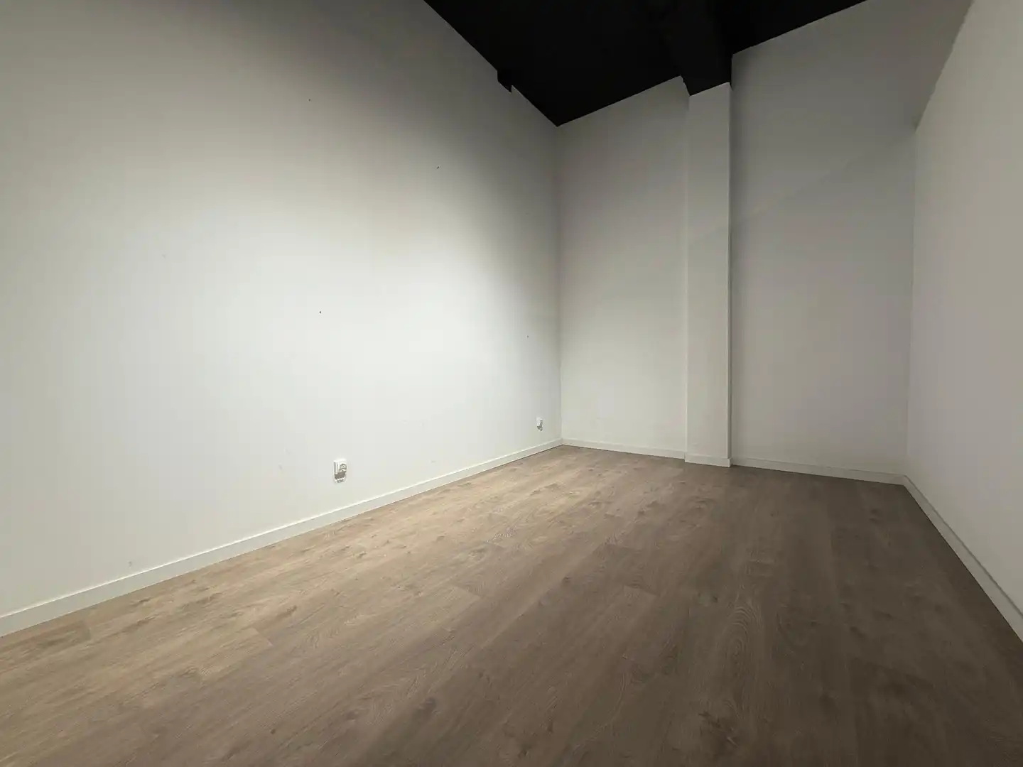 Business premises to rent in Centre - Sant Oleguer, imagen 3