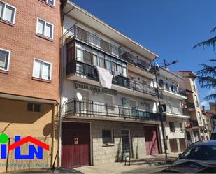 Exterior view of Flat for sale in Las Navas del Marqués   with Storage room and Balcony