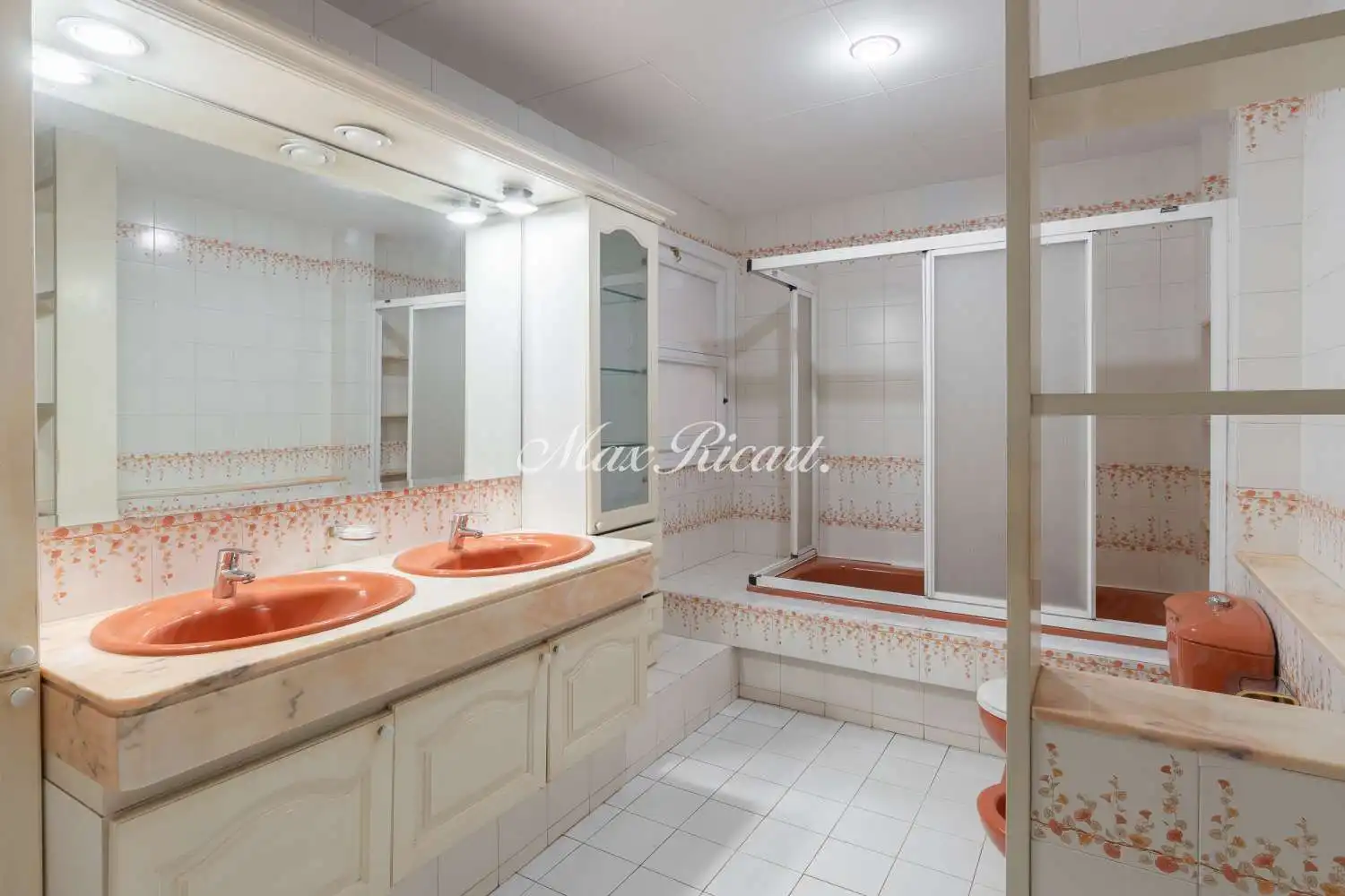 Baño de Piso de alquiler en Barcelona con Aire acondicionado, Calefacción y Terraza