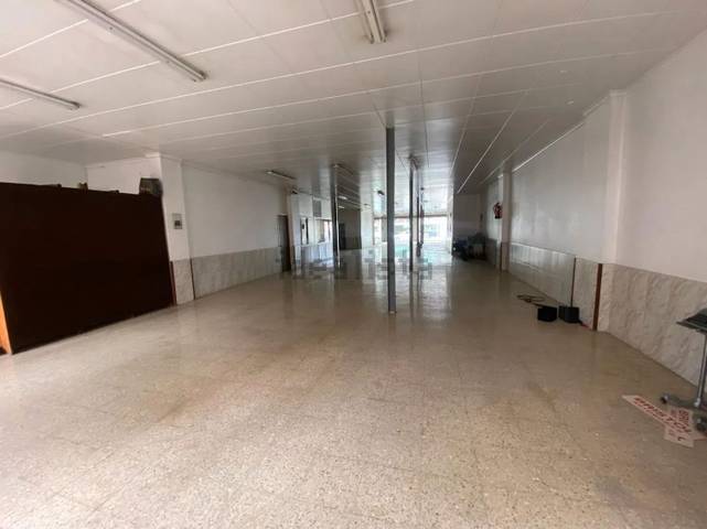 Local comercial en Alquiler en Creu de Barberà