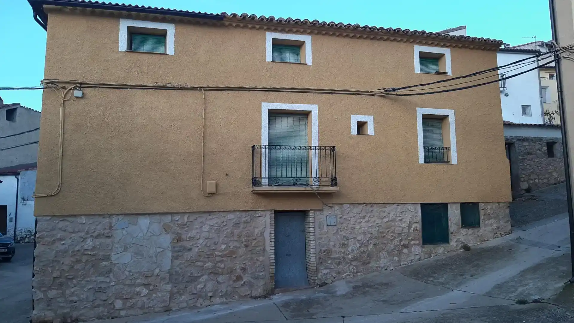 Vista exterior de Casa adosada en venda en Cihuela amb Moblat, Rentadora i TV