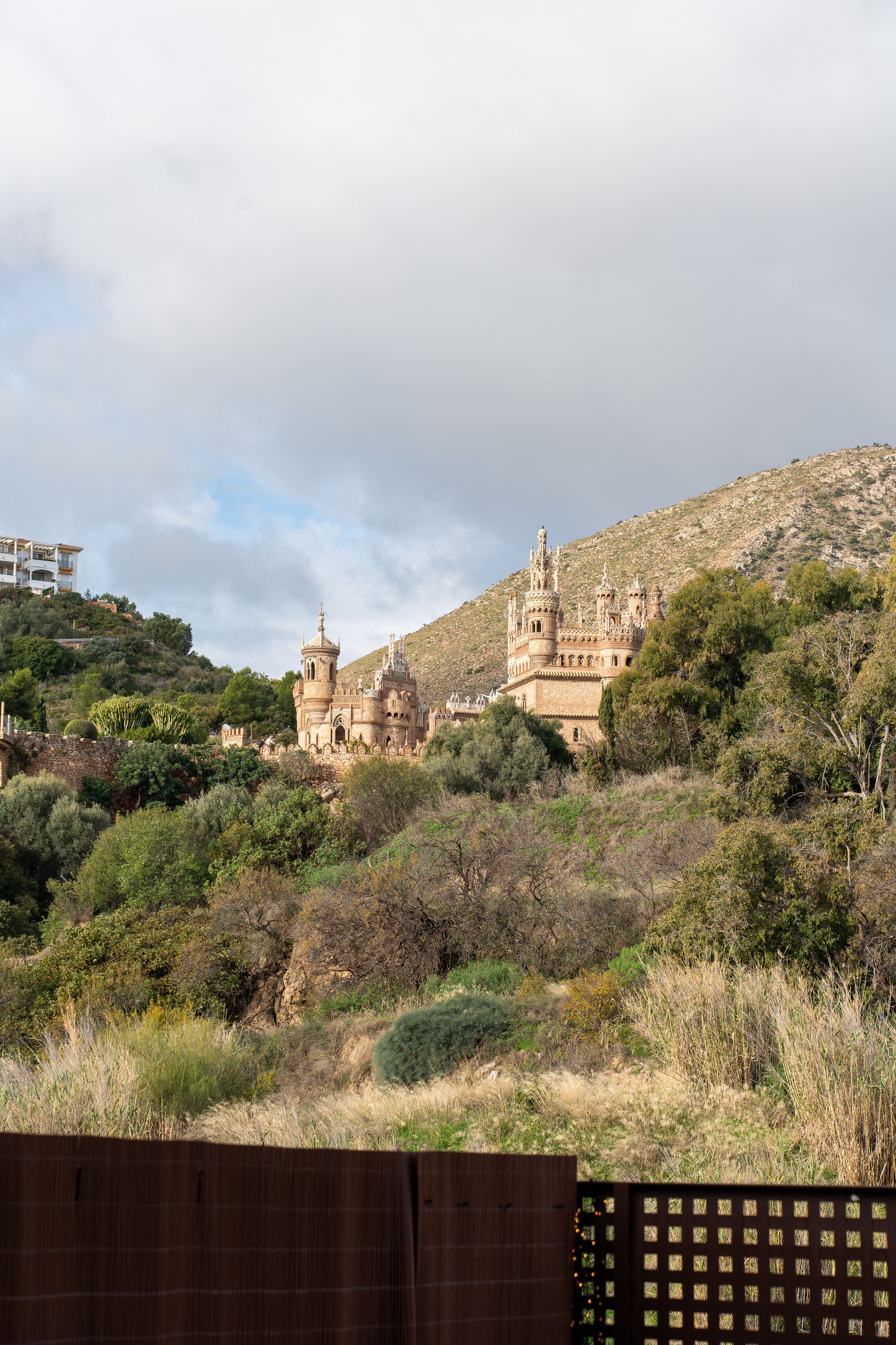 Vista exterior de Casa adosada en venda en Benalmádena amb Terrassa i Balcó