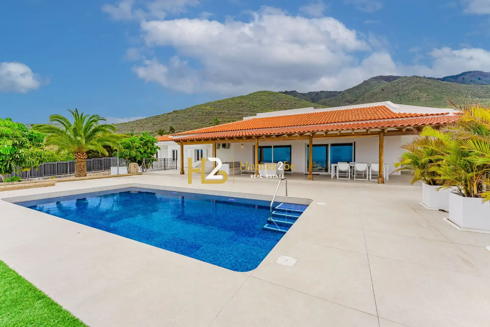 Houses for sale in Casco Urbano