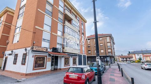 Foto 2 de Piso en venta en Cantabria, Los Corrales de Buelna , Cantabria