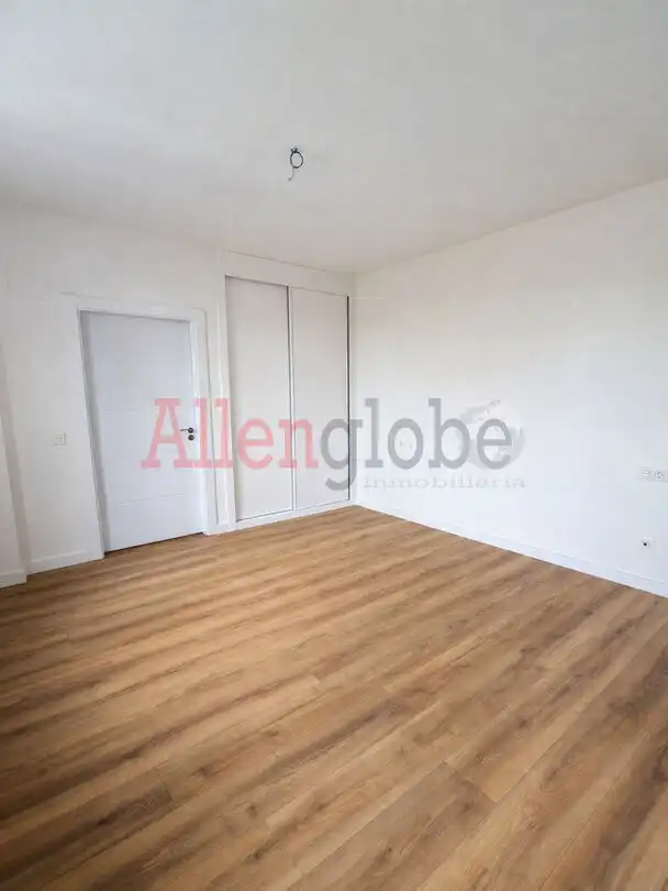 Schlafzimmer von Wohnung zur Miete in Gijón  mit Heizung und Abstellraum