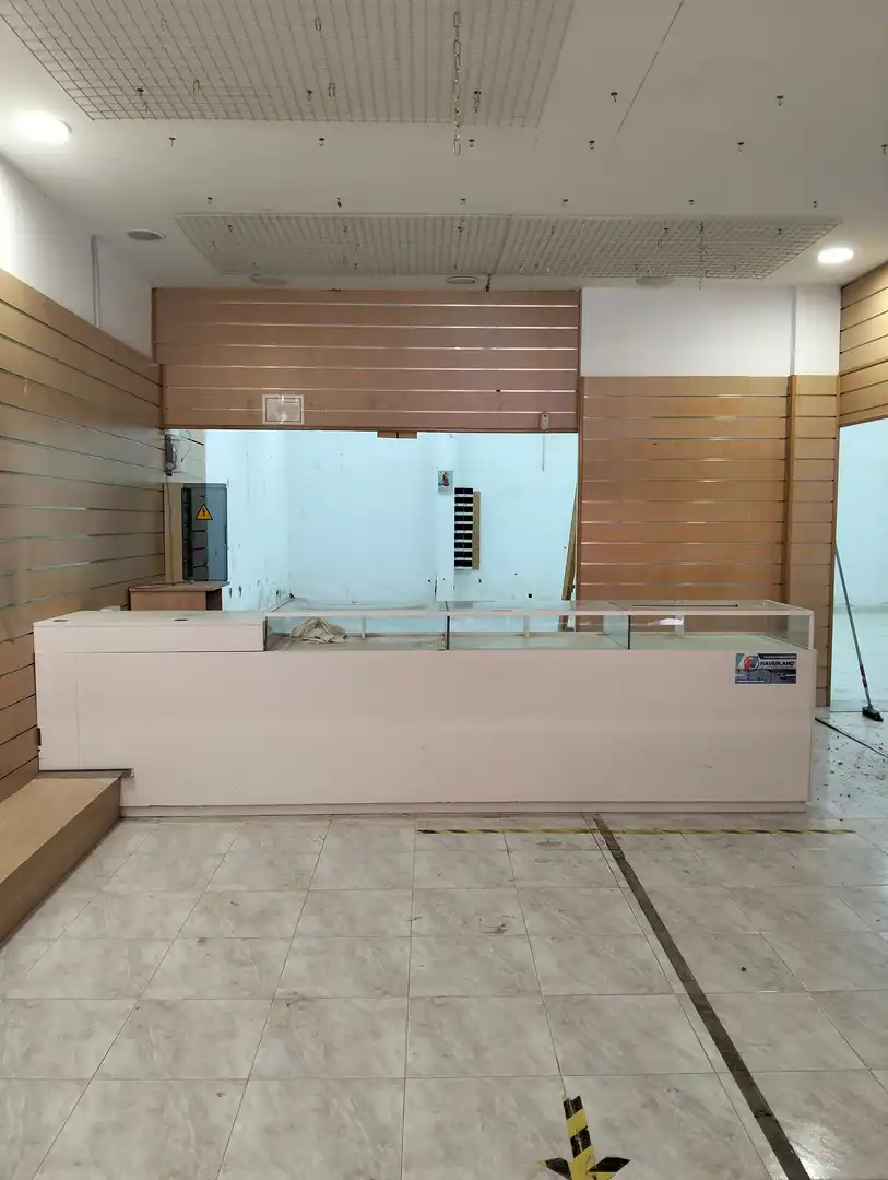 Commercial properties for sale in Portugalete