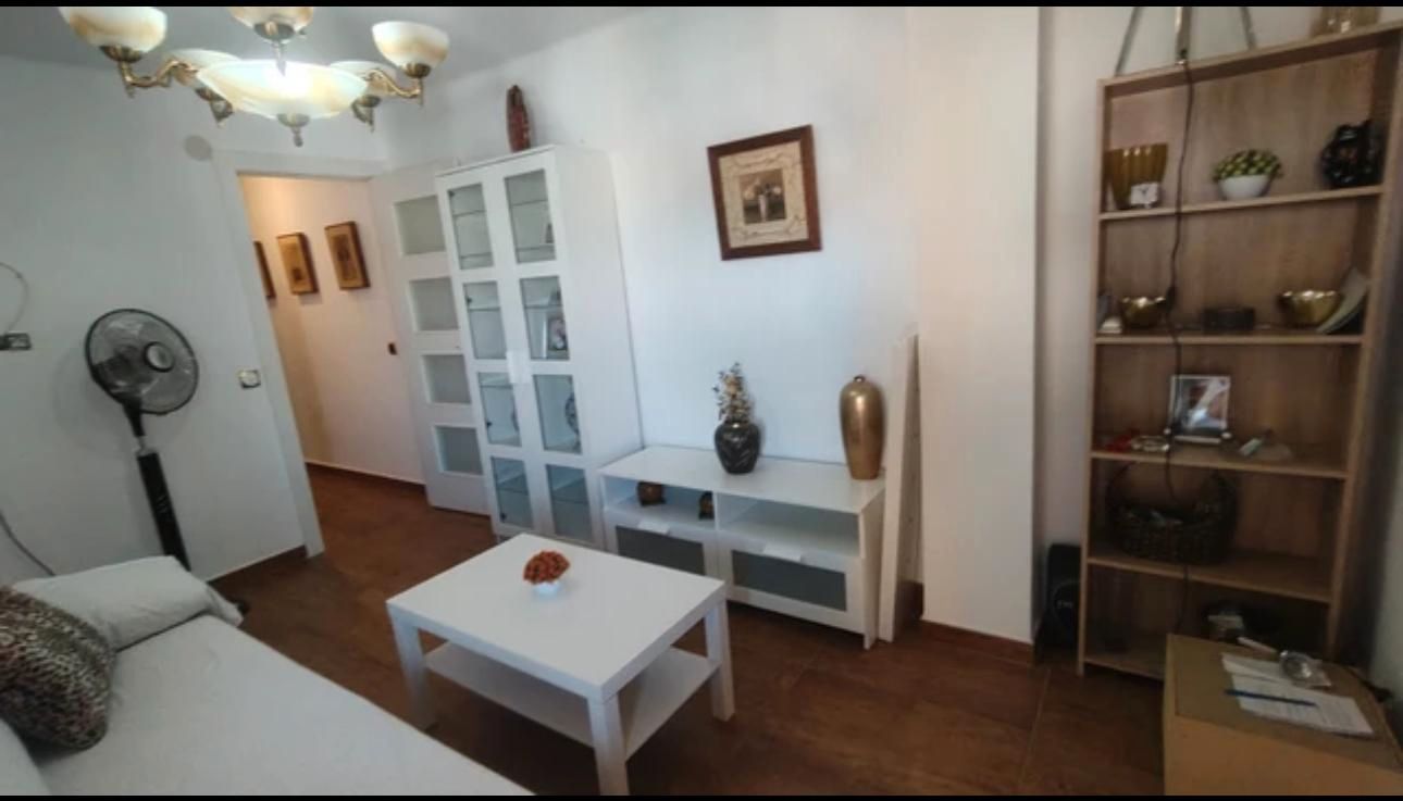 Sala d'estar de Pis en venda en  Granada Capital amb Aire condicionat, Moblat i Forn