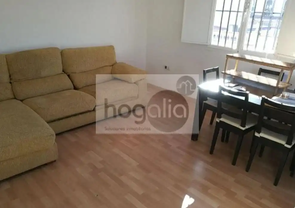 Living room of Attic for rent in Sevilla  with Air Conditioner, Terrace and Furnished