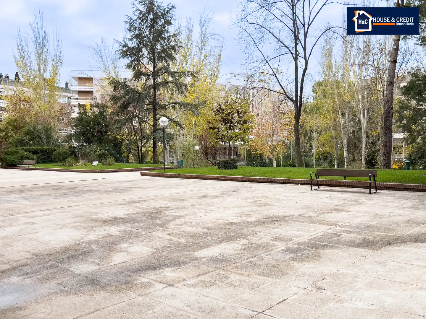 Jardí de Pis en venda en Madrid amb Aire condicionat, Calefacció i Parquet