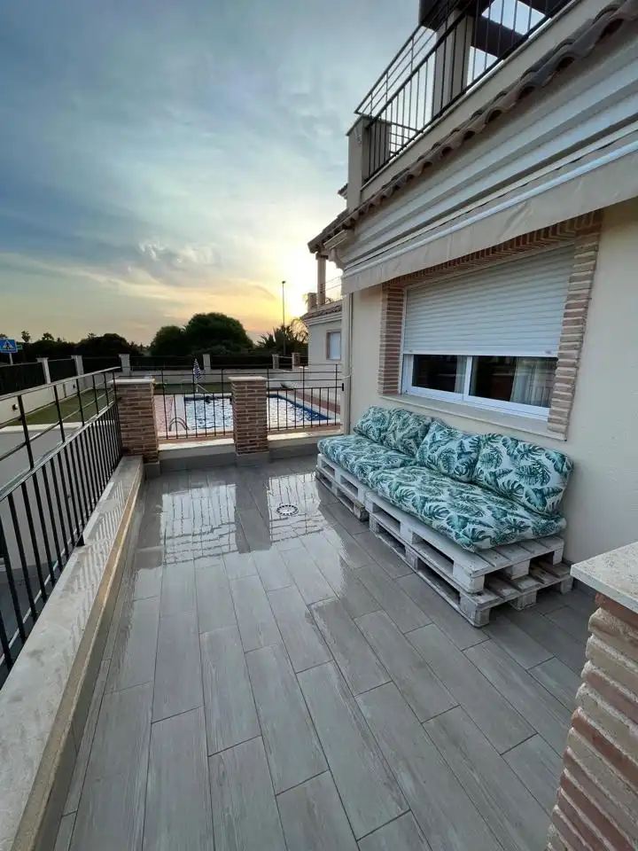 Duplex con piscina in vendita a Calle Pintor Sobejano, imagen 6