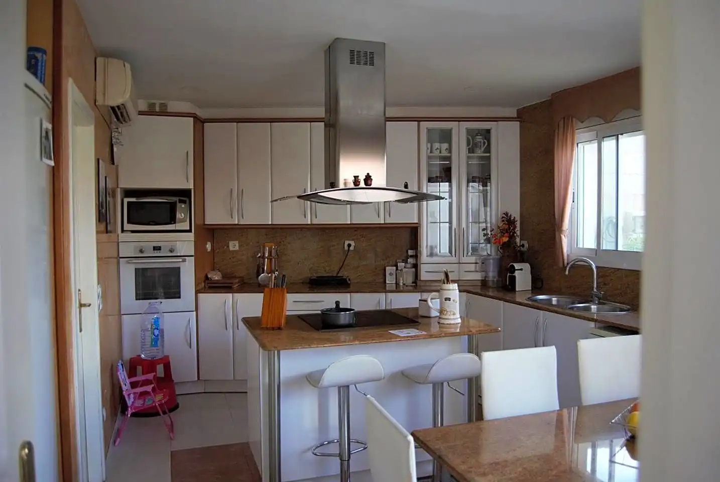 Cocina de Casa o chalet en venta en L'Aldea con Aire acondicionado, Jardín privado y Terraza