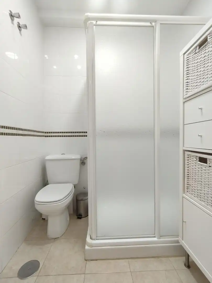 Baño de Piso de alquiler en Murcia con Aire acondicionado, Calefacción y Amueblado