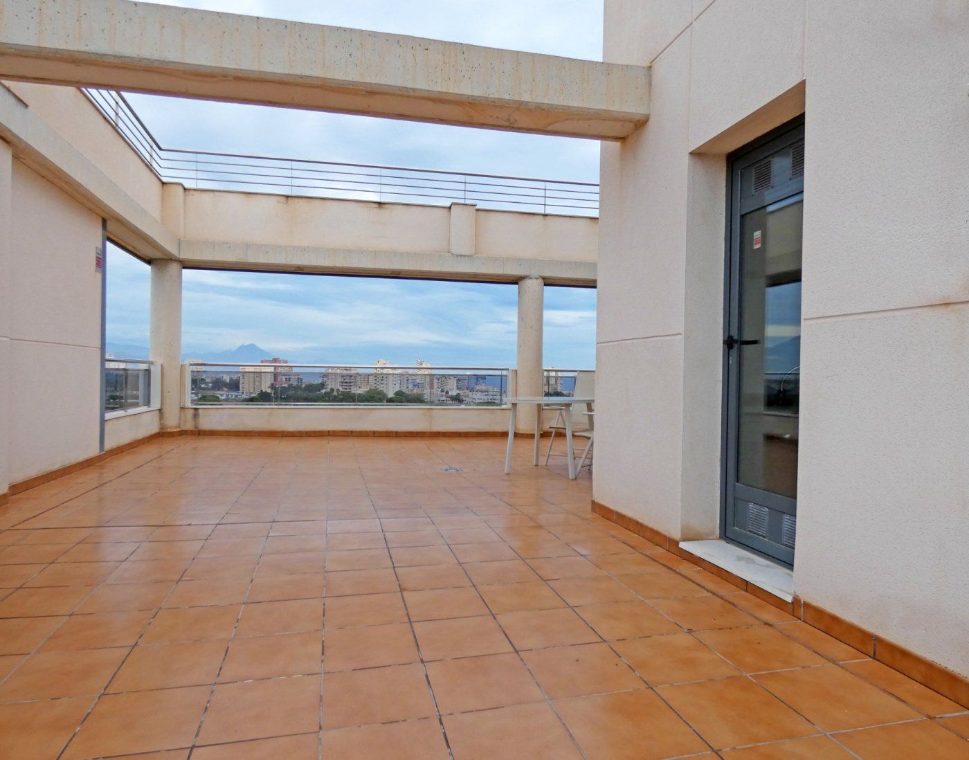 Terrassa de Àtic en venda en Alicante / Alacant amb Aire condicionat, Terrassa i Traster