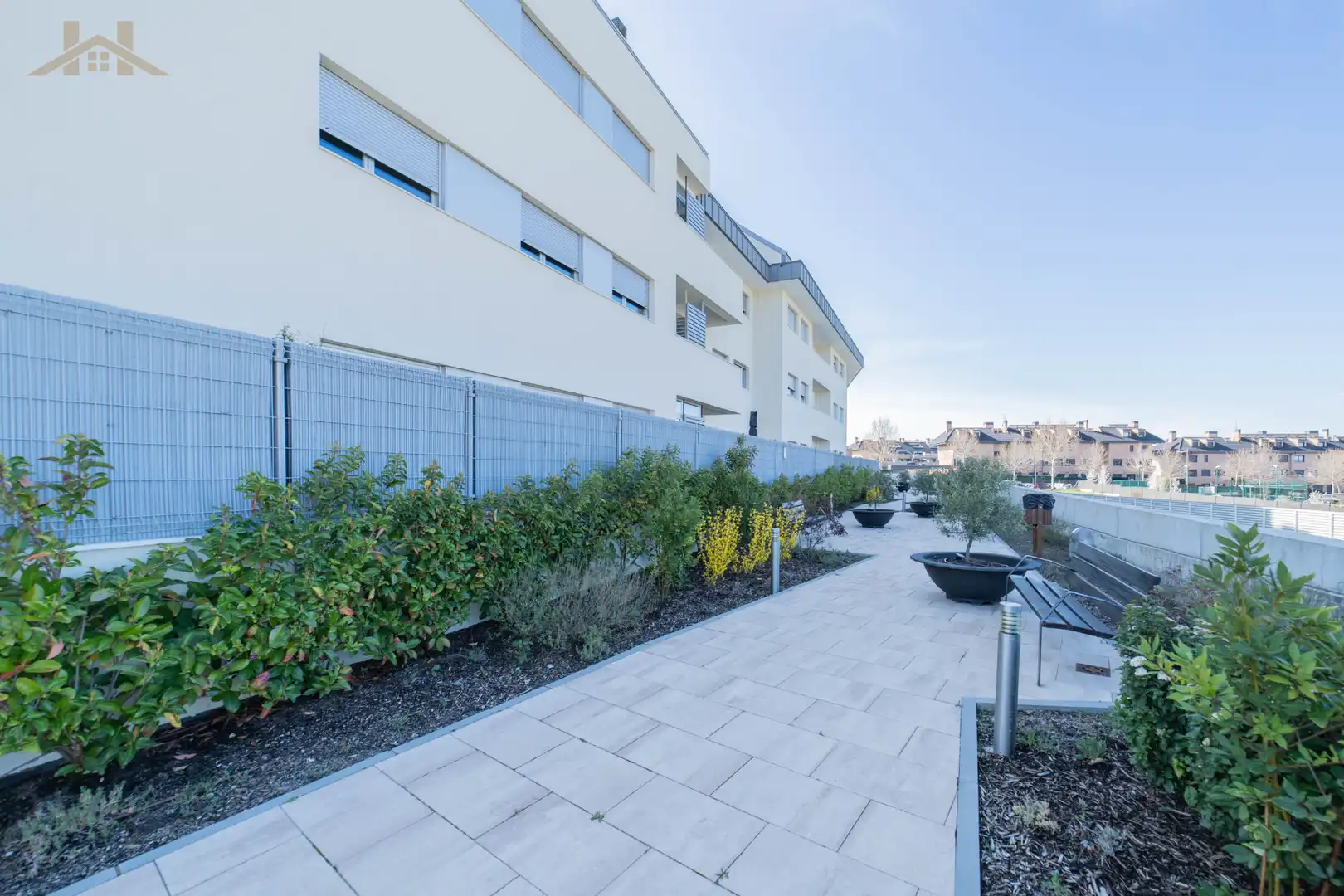 Vista exterior de Piso en venta en Boadilla del Monte con Aire acondicionado, Calefacción y Jardín privado