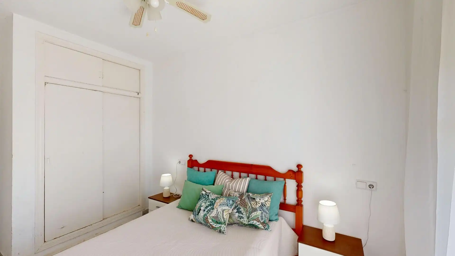 Habitación de Casa o chalet en venta en Orihuela con Terraza, Amueblado y Balcón