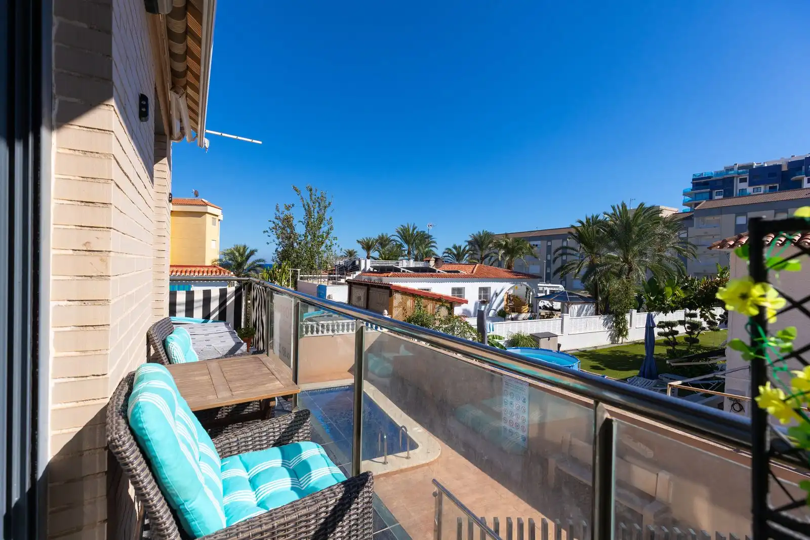 Apartament amb terrassa en venda a Calle Calle Pleamar